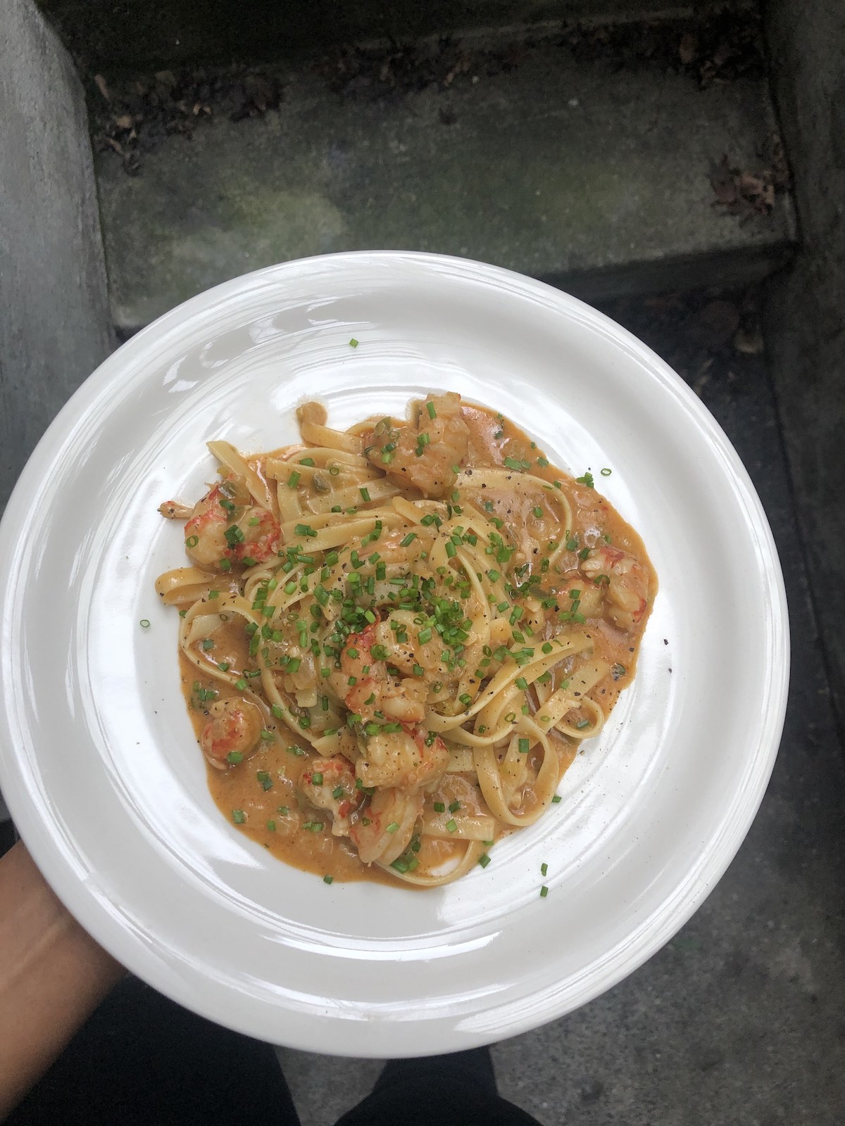 kia-damon-seafood-pasta